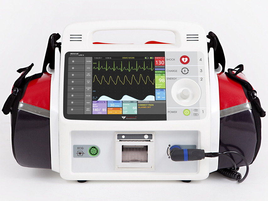 Defibrilatori, P10 RESCUE LIFE 9 AED DEFIBRILLATOR with Temp. SpO2. Pacemaker - English