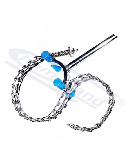 SKAVAS UNIVERSĀLĀS