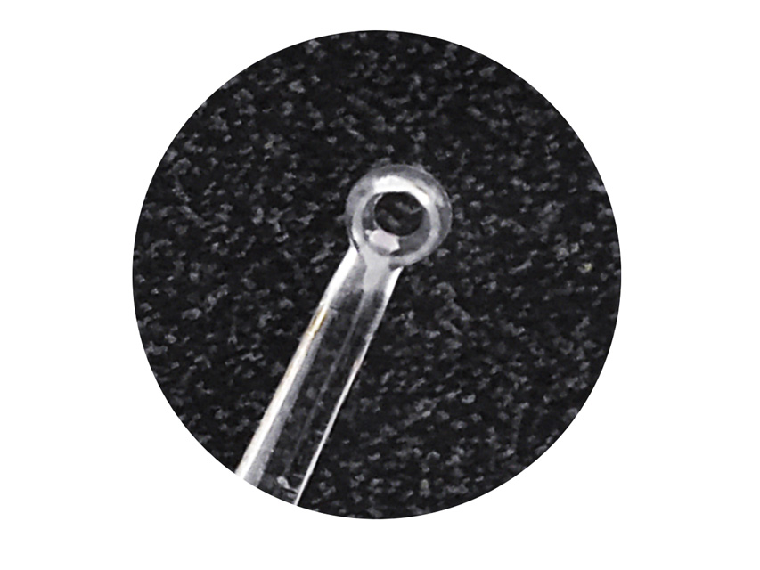 Apgaismota mikrolupa ar lēcu un LED apgaismotāju