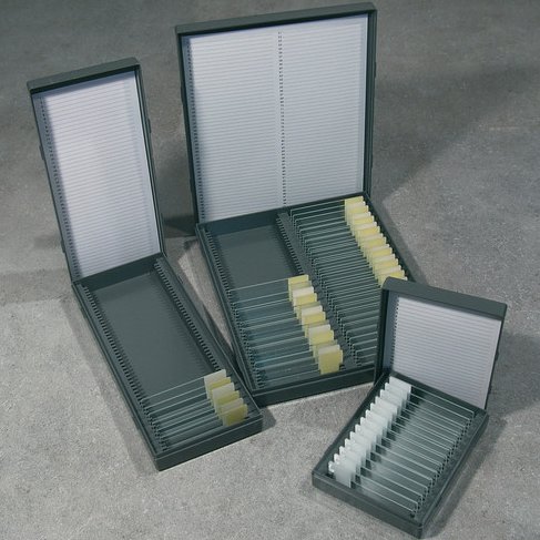 Priekšmetstikliņu uzglabāšanas sistēma 25 nr, izmērs- 98 x 83mm, augstums- 38mm.(kastē 100gab.)