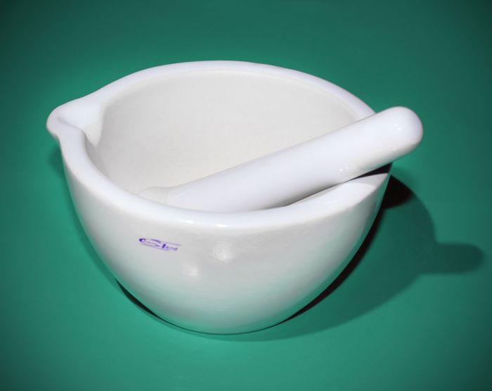 porcelāna jaucējkrāšņu mucinieks ar piestu, ID - 250 mm, OD - 285 mm, 4200 ml
